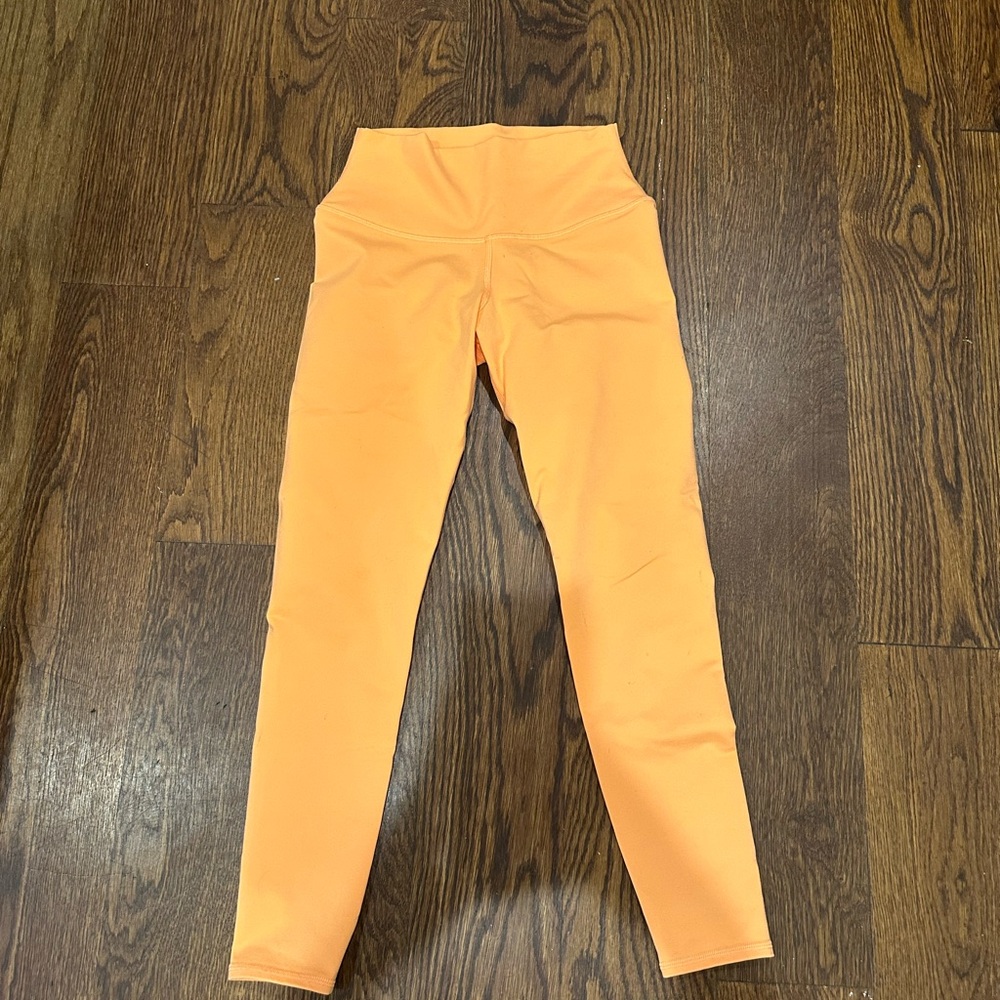 Orange Alo Leggings XS